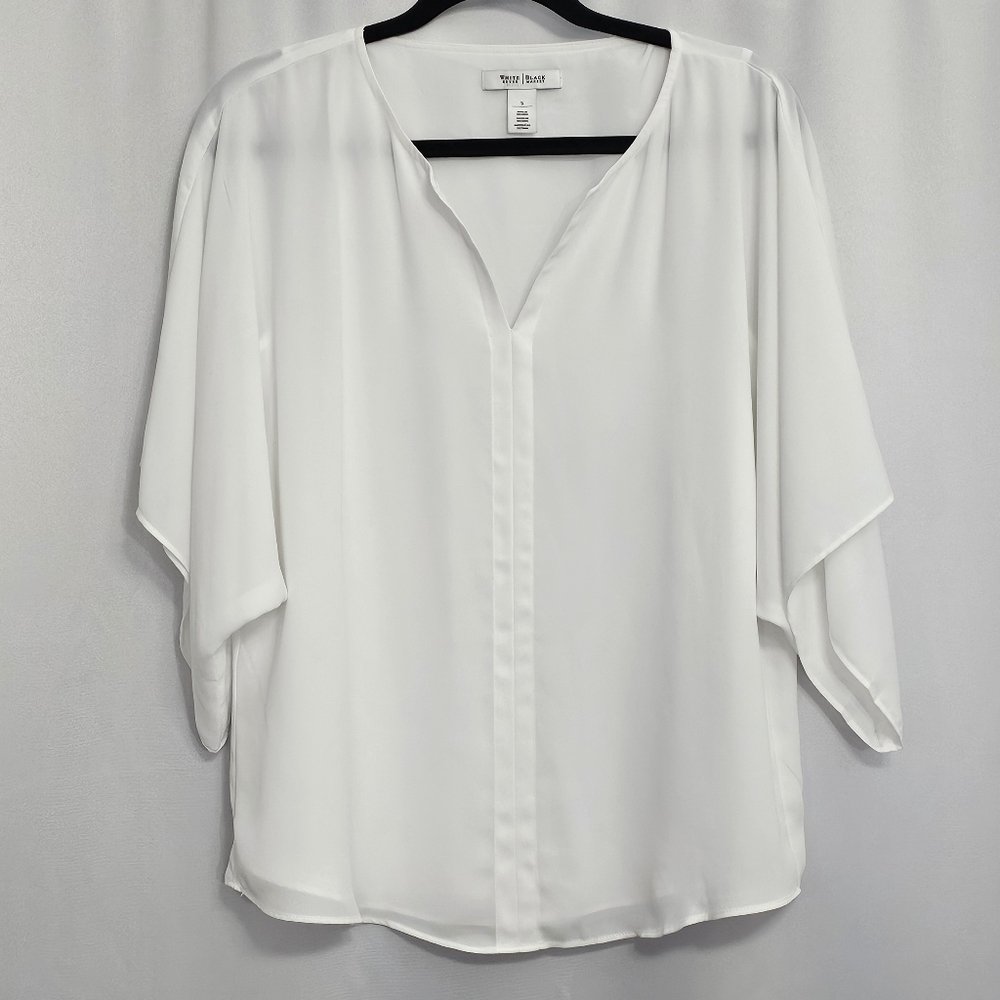 White Blouse size SMALL White House Black Market